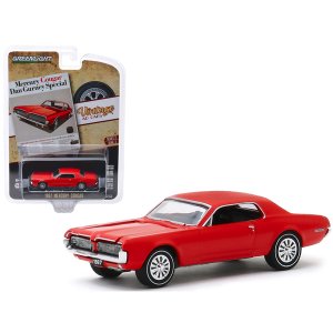 Greenlight 39030B 1970 Chevrolet Monte Carlo Dark Green With Light Gre