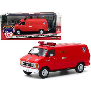 Greenlight 86578 1983 Dodge Ram B250 Van Red Fire Department City Of N