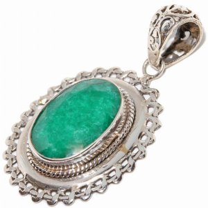 Wild 2UHPNDT-215GO Green Onyx Rope-work Wreath Pendant