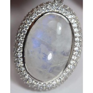 Wild GOS8 Rainbow Moonstone Necklace Pendant