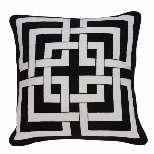 Homeroots.co 334116 20 X 7 X 20 Transitional Black And White Pillow Co