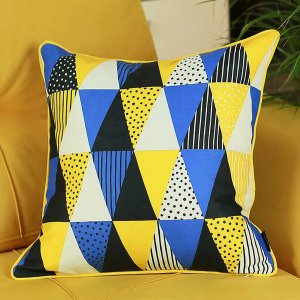 Homeroots.co 355555 18x18 Memphis Printed Decorative Throw Pillow Cove