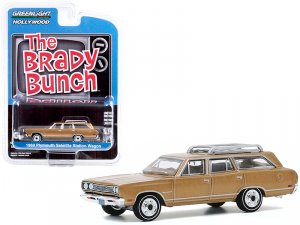 Greenlight 44890SET 1969 Plymouth Satellite Station Wagon With Roof Ra