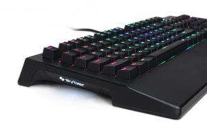 Cyberpower SKMBL200 Built For The Ultimate Gaming Experience, The Sybe