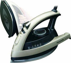 Panasonic NI-W810CS (r) Ni-w810cs 1,500-watt 360deg Steam Iron