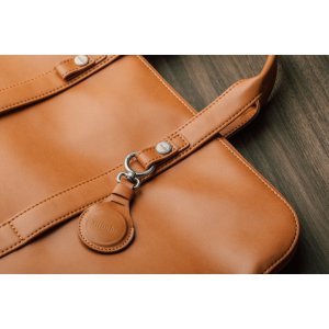 Moshi 99MO095754 Airtag Key Ring - Caramel Brown