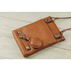 Moshi 99MO095754 Airtag Key Ring - Caramel Brown