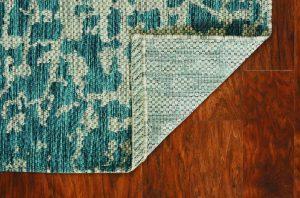 Homeroots.co 375201 94 X 130 Teal Polypropylene Rug