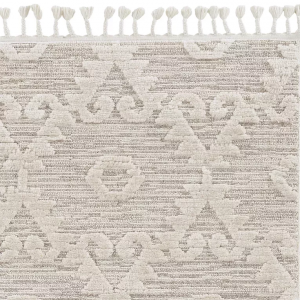 Homeroots.co 375679 63 X 91 Ivory  Beige Polyester Rug