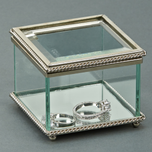 Creative 3610 Square Hinged Box, Glass 3.25