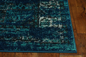 Homeroots.co 375405 94 X 130 Teal Polypropylene Rug