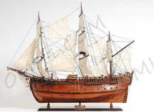 Old T094 Hms Endeavour Model Ship