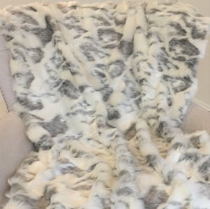 Plutus PBSF1428-114x120 Plutus Ivory Rabbit Faux Fur Handmade Luxury T