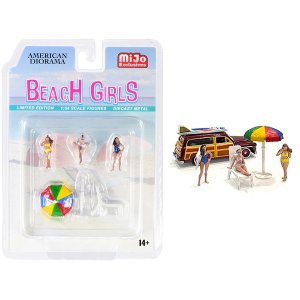 American AD76481 Beach Girls 5 Piece Diecast Set (3 Figurines, 1 Beach