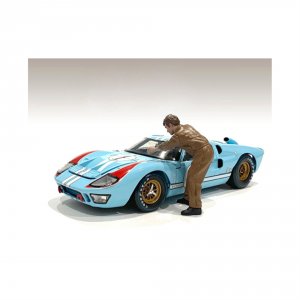 American 76287 Race Day 1 Figurine V For 118 Scale Models By