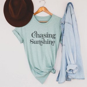 Rockledge 196602082893 Chasing Sunshine Graphic T-shirt (pack Of 1)