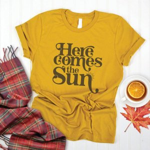 Rockledge 196602085153 Here Comes The Sun Graphic T-shirt (pack Of 1)