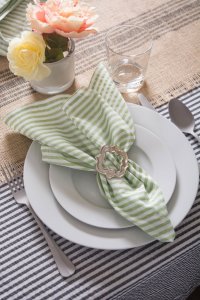 Dii CAMZ38960S Stone Gray Striped Seersucker Round Tablecloth - 70 Inc