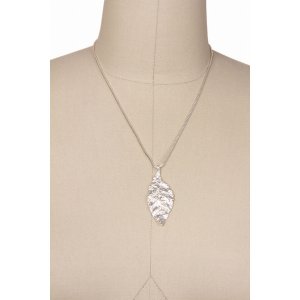 Saachiwholesale 606473 Lightweight Leaf Chain Necklace (pack Of 1)