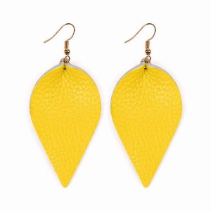 Dobbi HDE2205YW Teardrop Shape Pinched Leather Earrings ( Variety Of C