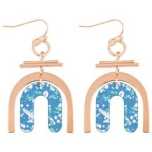 Dobbi OEC095 U Upside Down Layered Earrings (pack Of 1)