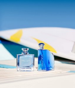 Nautica 533344 The Scent Opens With Cool Green Leaf And Fresh Cut Appl