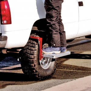 Powerbuilt 647596 Heavy Duty Truck Tire Service Step - 300 Lb Capacity