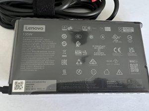 Lenovo 4X21H27800 Tp 135w Usb C Us